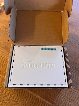 TP Link Nano router TL-WR802N - 2