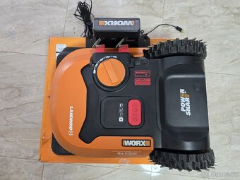 Roboticka sekačka Worx Landroid M500 os. odběr Morava - 2
