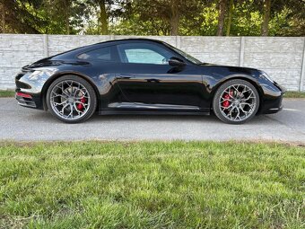 Porsche 911 Carrera 4 - 2