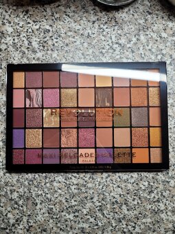 Nová paletka Maxi Reloaded Palette zn. Revolution - 2