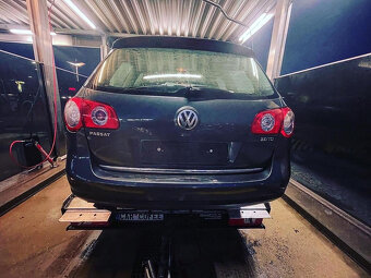 Veškeré náhradní díly VW Passat B6 kombi 2010 CBAB LQV LK7X - 2