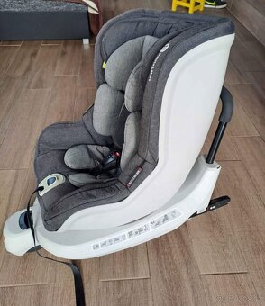 Otočná autosedačka do 18kg - 2