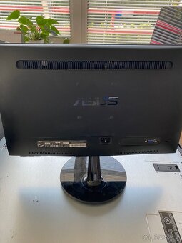Monitor ASUS VS197D – 18,5" HD, VGA - 2
