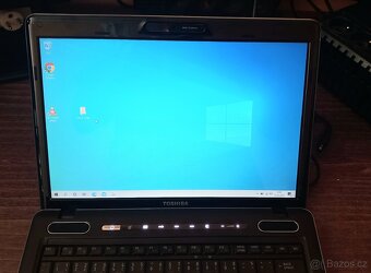 Prodám notebook Toshiba Satellite U500-17F - 2