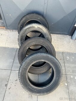 Letní pneumatiky, cca 6-7mm Nokian 195/65 R15 91T - 2
