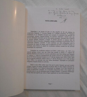 Tématický obrázkový slovník vojenské terminologie ČJ - FRANC - 2