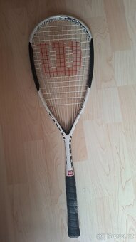 Prodám squashovou raketu Wilson hammer 160 s obalem - 2