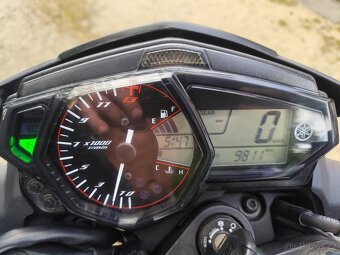 Yamaha MT-03 - 2