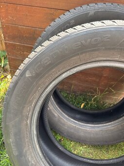 Pneu Hankook iCEPT EVO2 225/60/R17 99H - 2