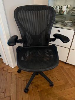 Herman Miller Aeron Remastered – kancelářská židle - 2