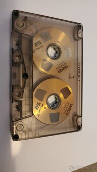 Yamaha music X 52 - 2