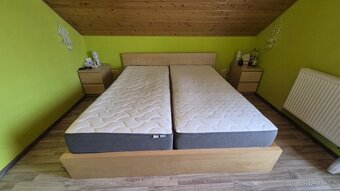 Malm Ikea manželská postel 180x200 - 2
