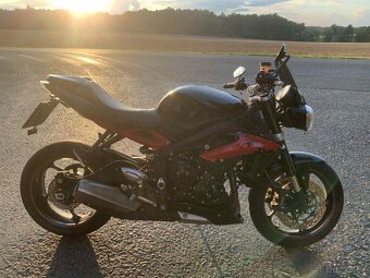 Triumph Street Triple 675R - 2