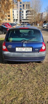 Prodám Renault Clio 1.2 benzín (2002, 55 kW, 5 dveří) - 2