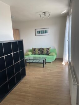 Prodám dvoumístnou rozkládací pohovku Vegas - 2