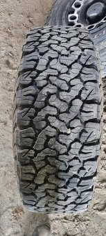 Kola ford ranger - 2