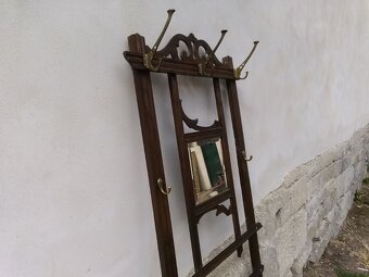 Secesní dubová věšáková stěna se zrcadlem - 2