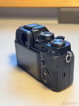 Fujifilm X-T2 - nefunkční displej - 2