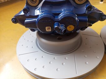 Trmeny bmw m sport a performance/kotouče - 2