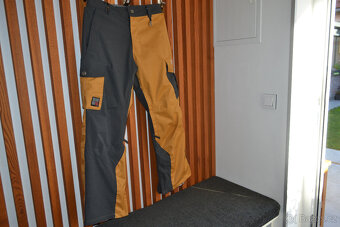 Kvalitní funkční kalhoty na snowboard, lyže zn. 3CS Design - 2