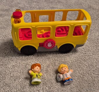 Fisher-Price Little People Školní autobus - 2