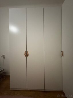 Rohová skříň IKEA PAX - 2