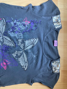 Krásné dívčí triko s motýly, vel. 152 - 2