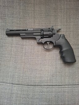 Crosman 44 – CO₂ vzduchový revolver 4,5 mm + 2 hlavně - 2