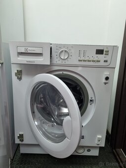 Vestavná pračka se sušičkou EWX147410W - 2