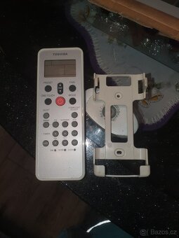 Dálkový ovladač klimatizace Toshiba,Carrier - 2