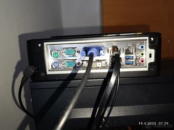 malý počítač - 2