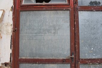 Prodám plechová vrata 335x345 cm. - 2