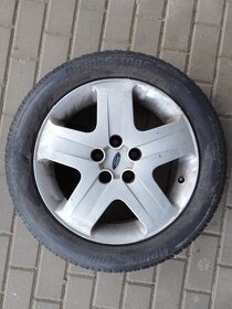 Prodám disky FORD Focus II s pneu 205x55x16 - 2