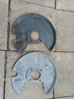 Brzdové štíty Škoda 100, 120, 110R - 2