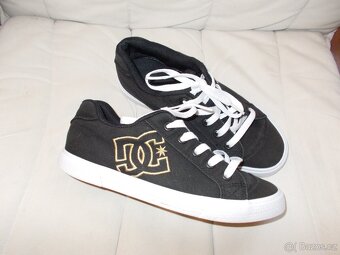 DÁMSKÉ TENISKY DC VEL 38/38.5 - 2