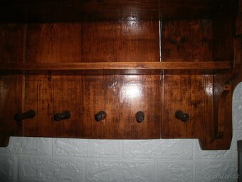 Polička závěsná - 2