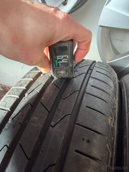 Hankook 205/60 R16 - 2