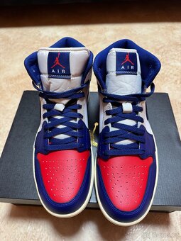 Nike Air Jordan 1 Mid - 2