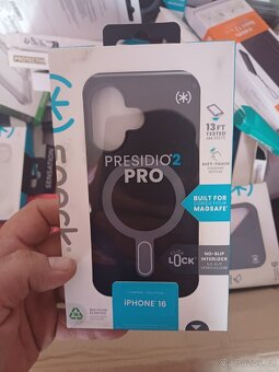 Mix krytu na iPhone a Samsung - 2