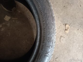 Letní 2kusy letní pneumatiky 245/40/18 - 2