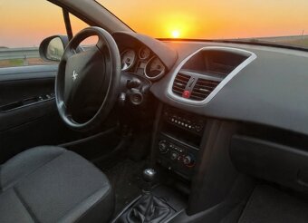 Peugeot 207 - 2