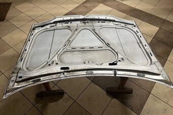 Kapota VW Golf 4 - 2