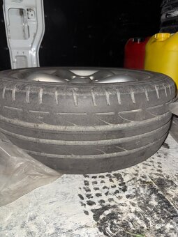 Elektrony a gumy 225/45 R17 - 2