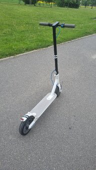 Elektrokoloběžka Xiaomi - 2