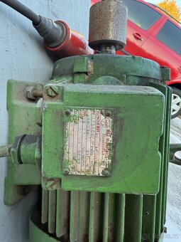 Plně funkční motor - 2