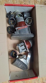BMW E12, E30, E34 - zbytky dílů - 2