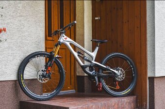 YT Capra Pro Race 2021 - 2