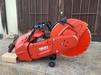 Prodam rozbrušovaci pilu HILTI dsh 900-x (350mm) 06.2024 rok - 2