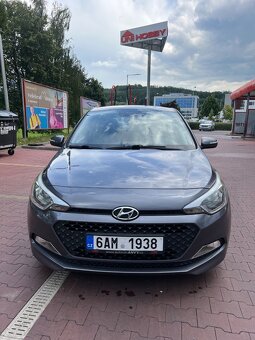 Prodám Hyundai i20, 1.2i 55kW, benzín, 2017, 72000 km - 2