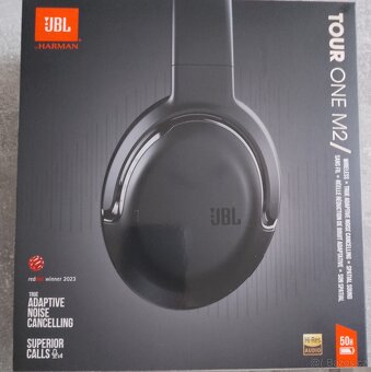 Sluchátka JBL TOUR ONE M2 - 2